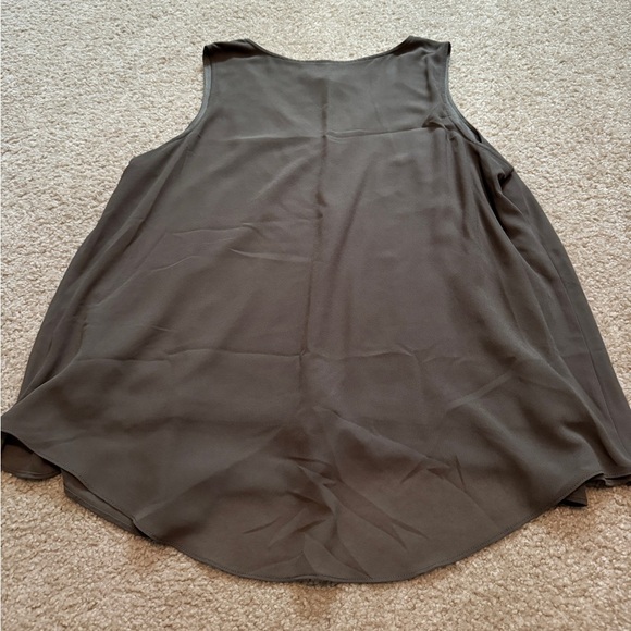 Lisa Rinna Collection Solid Sleeveless Tank Size L Olive A365773 Chiffon Minimal - Picture 3 of 14